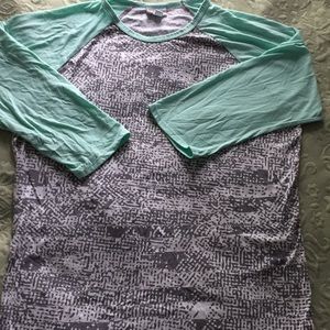 Lularoe top